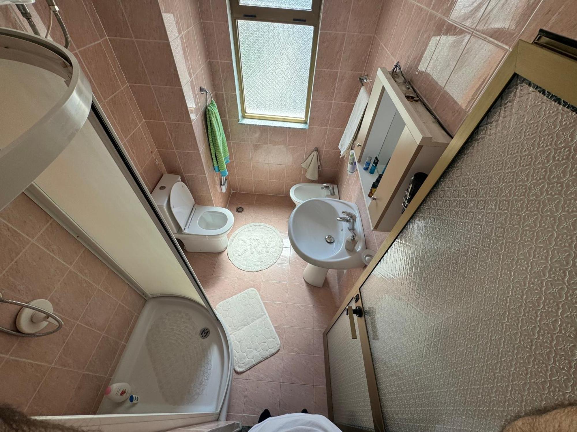 Cozy 1-Bedroom Flat, Beachside Дуррес Екстер'єр фото